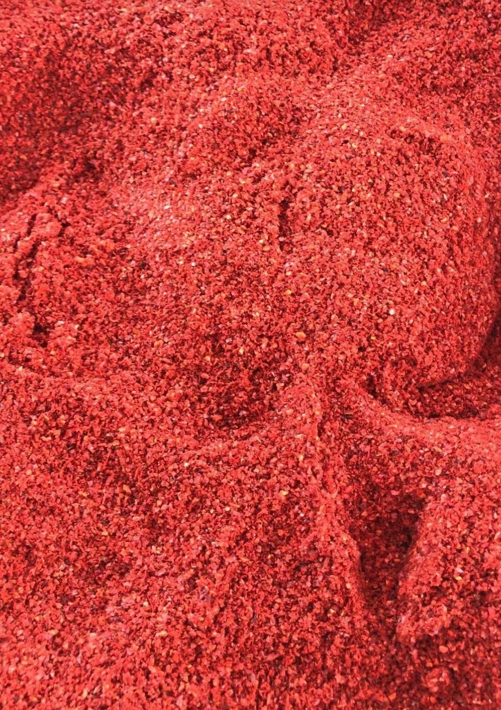 KIRMIZI ACI İSOT 1 KG